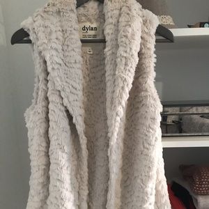 Dylan faux fur vest. Size small